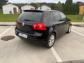 Volkswagen Golf V 2.0TDI - 4