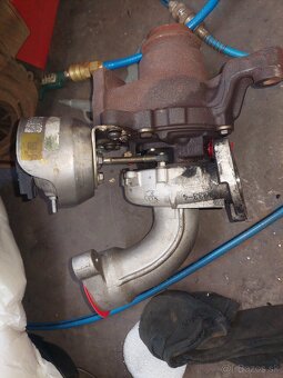 Turbo peugeot 5008 120kW 2.0l. 2014 - 4