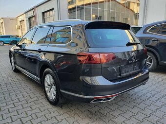 VW Passat B8 Variant 1.5TSI 110kW R-Line - záruka Autodraft - 4