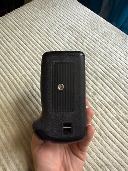 Battery grip pre Canon EOS 70D - 4