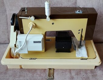 Šijací stroj Veritas. - 4