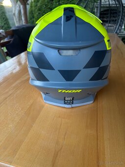 Prilba Thor - 4