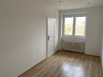 Predám 3 izbový byt BA s parkovaním - 4