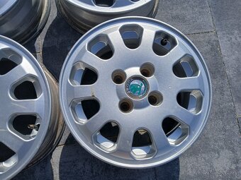 Felicia mystery 4x100 r13 - 4