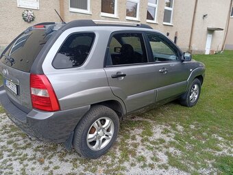 Predám SUV Kia Sportage CRDI 4x4 4wd - 4