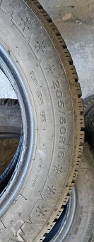 Predám Dunlop 205/60 R16 - 4