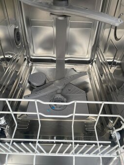 Umyvačka riadu Bosch _úzka 45 - 4