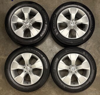 Nepoužitá letná sada 5x108 R18 , 235/55/18 Volvo XC40 - 4