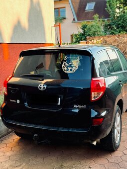 Toyota rav4 - 4