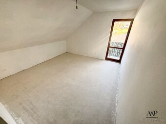 4 IZBOVÝ RODINNÝ DOM, POZEMOK 625M2, RADOŠOVCE, okr. SKALICA - 4