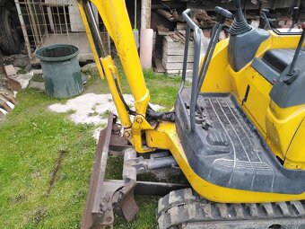 Komatsu - 4