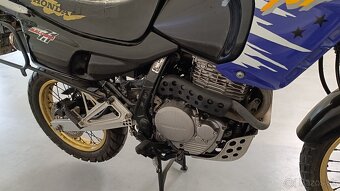 Honda NX 500 Dominator - 4