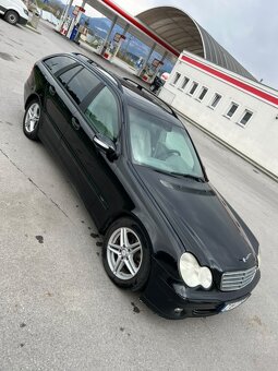 Mercedes - Benz c 270 - 4
