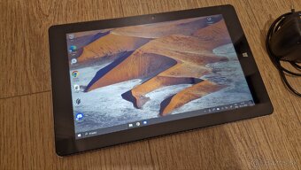 CHUWI 10.1" windows tablet usb-c - 4