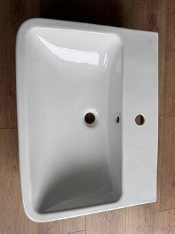 Umývadlo Villeroy&Boch 60x46 - 4