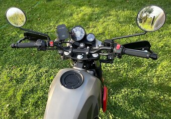 Royal Enfield Scram 411 - 4