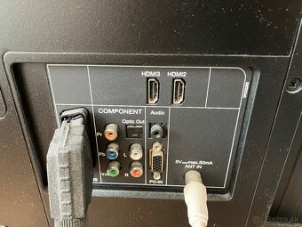 LCD TV Grundig 32VLE6142C - 4