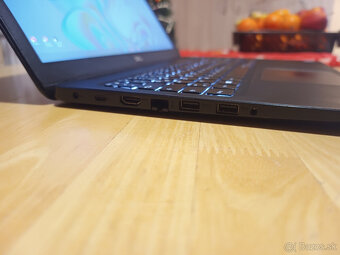 DELL Latitude 3500 - 15.6" / i5 / SSD / nová batéria - 4