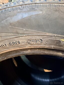 Nokian 205/60r16 - 4