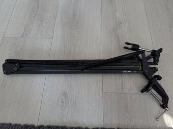 HyperX Quadcast + rameno - 4