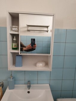 Skrinka do kupelne - 4