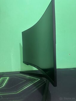 Monitor Samsung 27” - 4