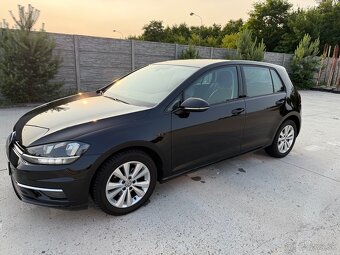 Predám Volkswagen Golf 1,0 TSI Comfortline business benzín - 4