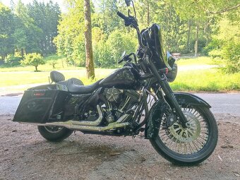 Harley Davidson Street Glide - 4