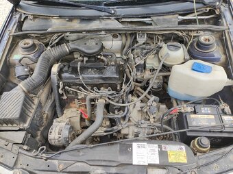 VW Passat B4 GL 1.8 - 4