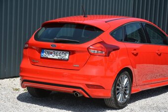 Ford Focus 1.5 Benzín 110kw ST LIne SR 1 Majiteľ - 4
