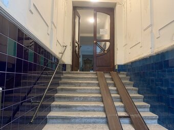 Investičný ateliér v srdci Bratislavy – 2 byty + práčovňa - 4