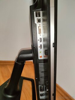 HP ZR2440w (24" IPS) ✅ - 4