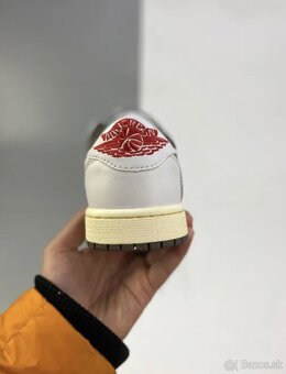 Nike Air Jordan 1 Low OG x Travis Scott “Reverse Mocha” - 4