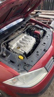 Predám Renault Megane 1.6 benzín (2005) - 4