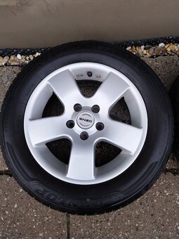 Elektrony na Ford a ine. - 4