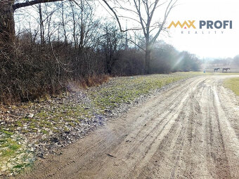 Na predaj, veľký pozemok 12.578m2 v priemyselnej zóne, mesto - 4