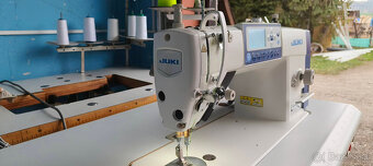 Průmyslový automaticky šicí stroj JUKI DDL8000A - 4