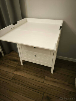 Prebalovací pult/komoda Ikea Sundvik - 4
