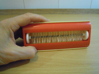 Ručná kefa na omrvinky - retro - 4