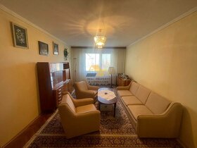 Exkluzívne Predám 3 izbový byt s loggiou v Nových Zámkoch - 4