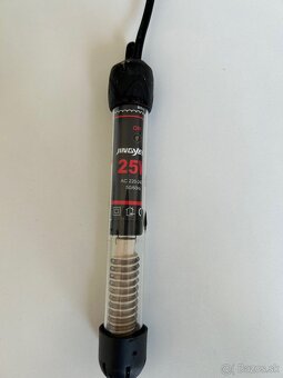 Akvária s vybavením - 4