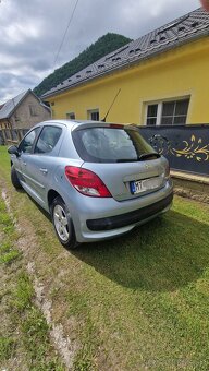 Peugeot 207 - 4