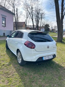 Na predaj: Fiat Bravo 1.4 T-Jet 150k (2009) - 4