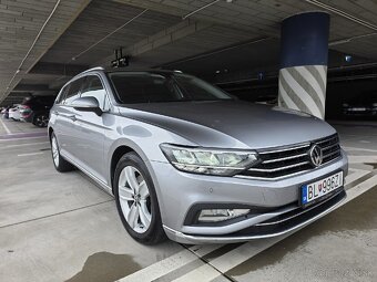 Volkswagen Passat Variant 2.0 TDI EVO Elegance DSG - 4