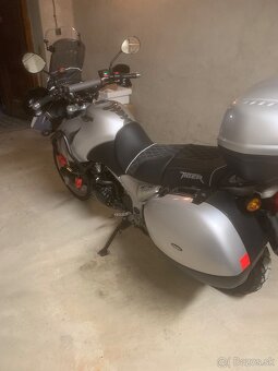 Triumph tiger 955i - 4