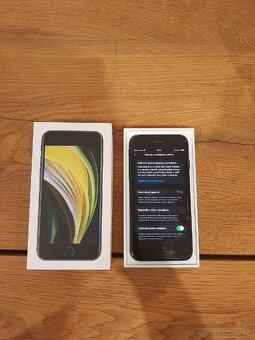 Apple iPhone SE 2020 64GB - 4
