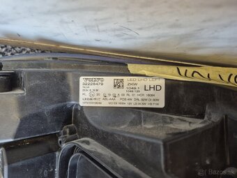 VOLVO V40 Svetlo predné ľavé full led - 32228479 - 4