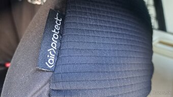 Maxi Cosi Rodi 15-36 kg: 2 identické kusy - 4