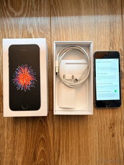 iPhone SE - 1. generácia, 64 GB, strieborný - 4