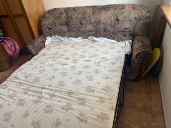 Sedacia suprava s postelou - 4